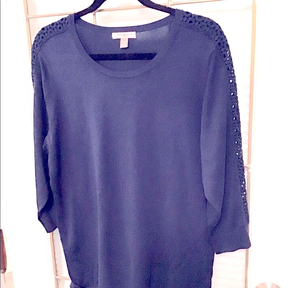 1X Toz&Ali blue sweater laced sleeves